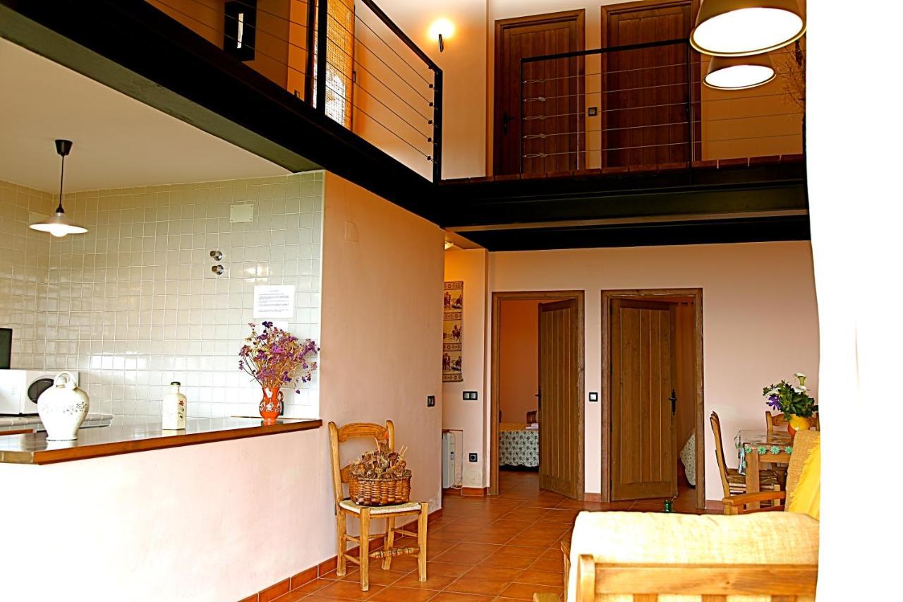 Las Casas De Agapito Poyales Del Hoyo Exteriör bild