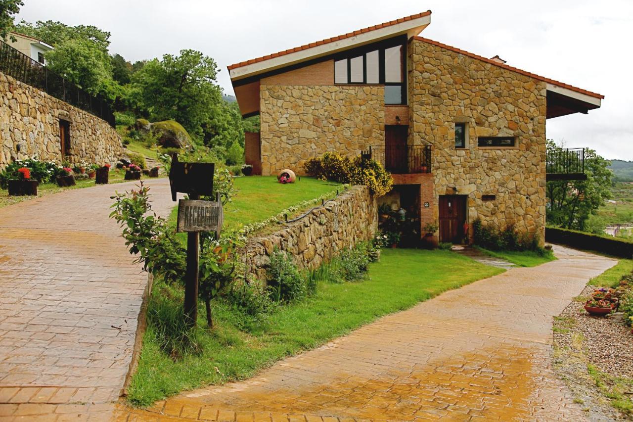 Las Casas De Agapito Poyales Del Hoyo Exteriör bild