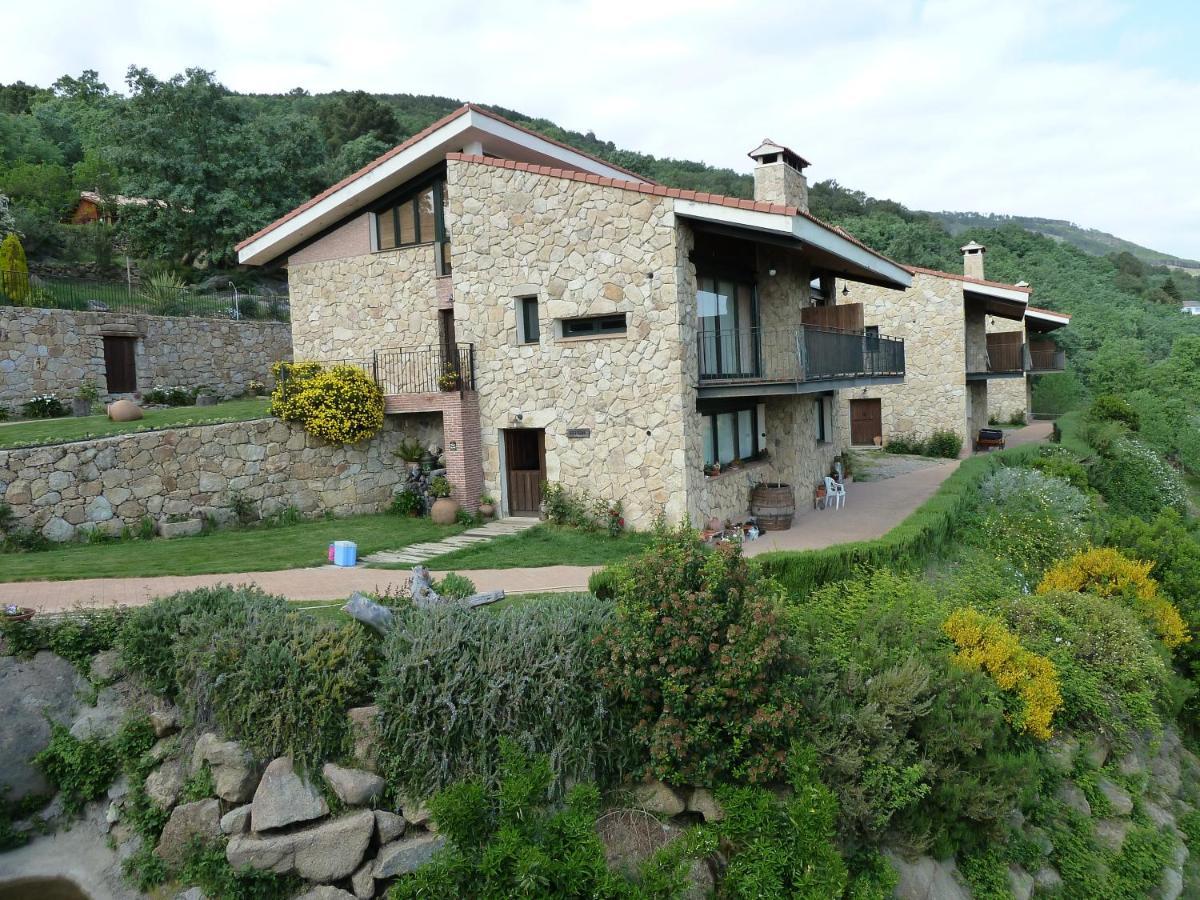 Las Casas De Agapito Poyales Del Hoyo Exteriör bild
